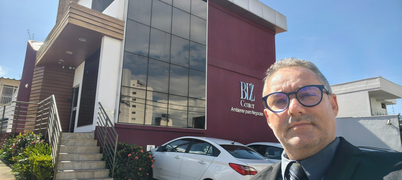 Edifício Biz Center, no Setor Sul em Goiânia, onde fica o escritório da Fantini Advocacia